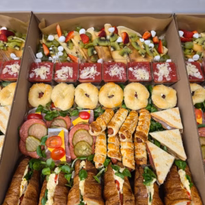 Box śniadaniowy (Ilość osób 4-6)